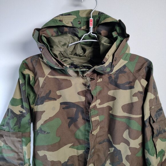 USGi Woodland Camo Parka Jacket Gen 1 Cold Weather ECWCS Mens Large Short - Picture 3 of 14